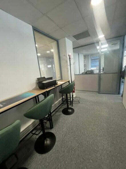 Bureau dans Montbonnot-Saint-Martin à louer - Photo intérieure – Image 3 sur 11