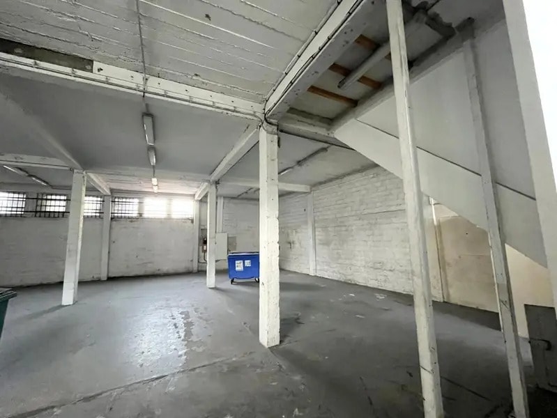 Industriel/Logistique dans Malakoff à vendre Photo intérieure– Image 1 sur 9