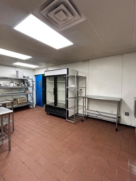 1613 W Broadway St, Andrews, TX à vendre - Photo de l’immeuble – Image 2 sur 26