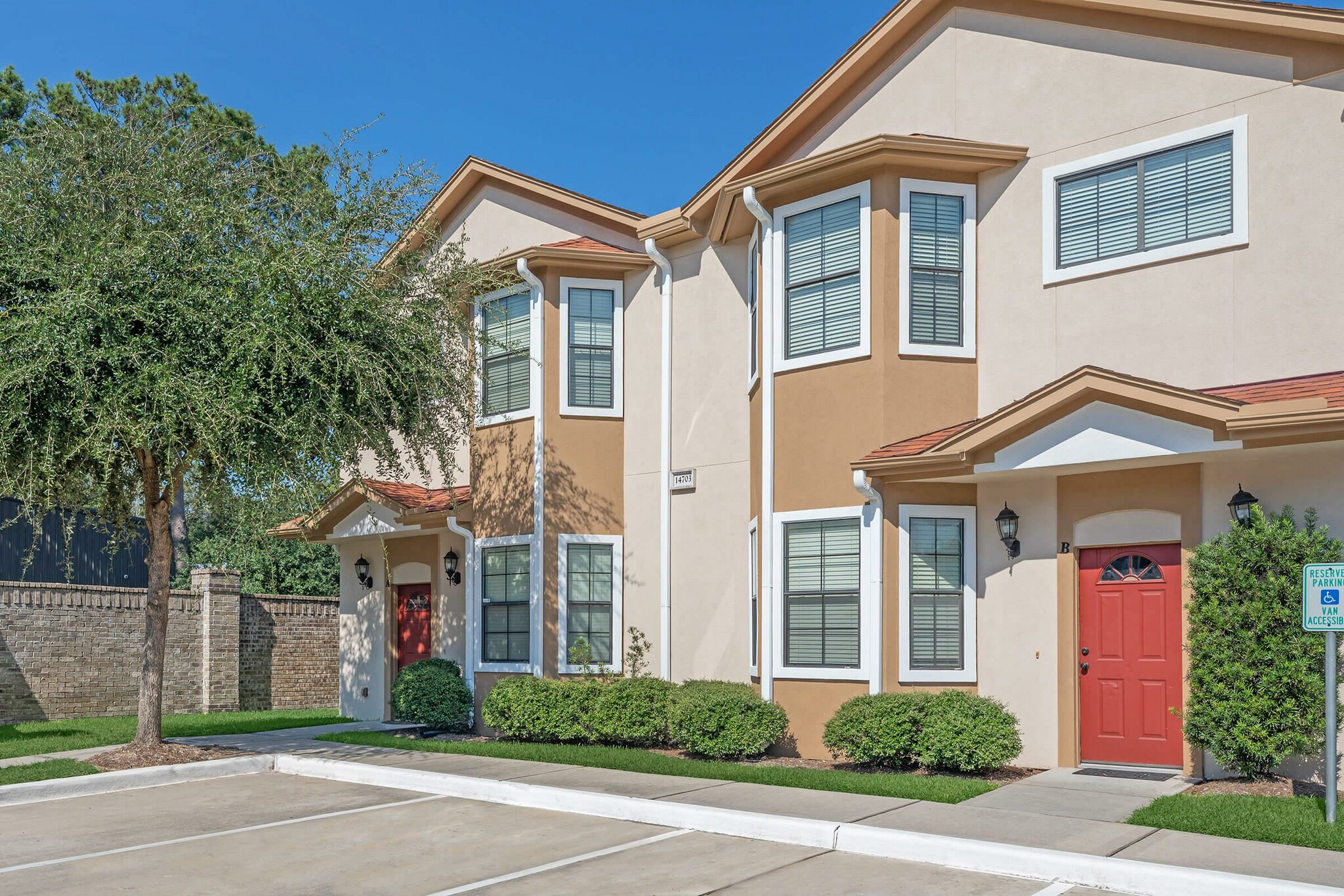 14827 Mittlestedt Champions Dr, Houston, TX à vendre Photo principale– Image 1 sur 44