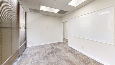 21301 Powerline Rd, Boca Raton, FL à louer Numérisation 3D Matterport– Image 1 sur 17