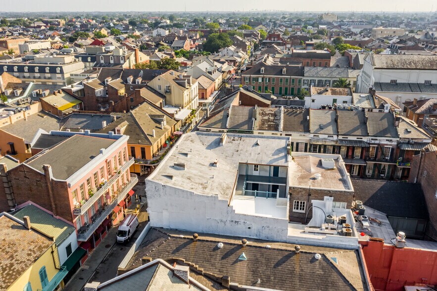 640 Royal St, New Orleans, LA à louer - Photo de l’immeuble – Image 2 sur 15