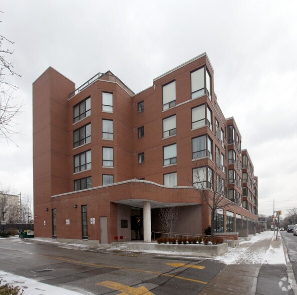 500 Glencairn Ave, Toronto, ON à louer - Photo de l’immeuble – Image 2 sur 3