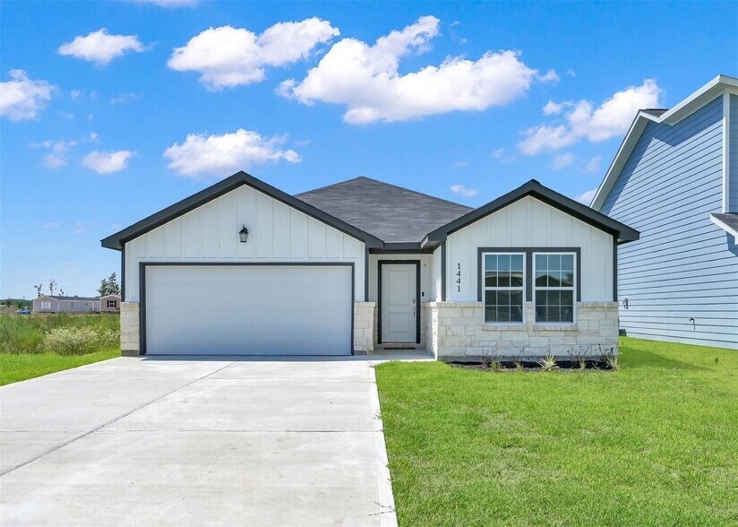 1441 Rd 5734, Cleveland, TX à vendre - Photo principale – Image 1 sur 1