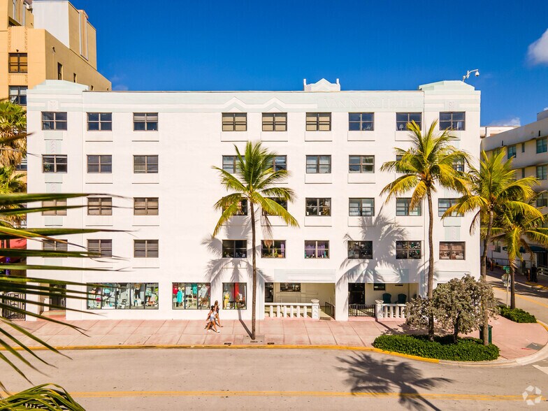 1390 Ocean Dr, Miami Beach, FL à vendre - Photo de l’immeuble – Image 3 sur 11