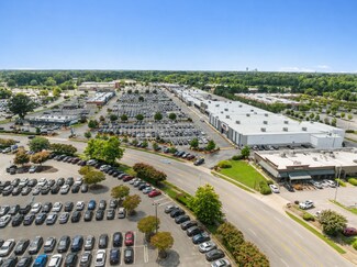 Plus de détails pour 2701-2736 N Mall Dr, Virginia Beach, VA - Local commercial à louer