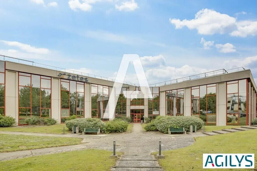 Local d’activités dans Antony à louer - Photo de l’immeuble – Image 3 sur 8