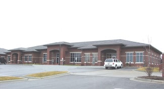 Plus de détails pour 3351-3383 NE Ralph Powell Rd, Lee's Summit, MO - Bureau/Médical à louer