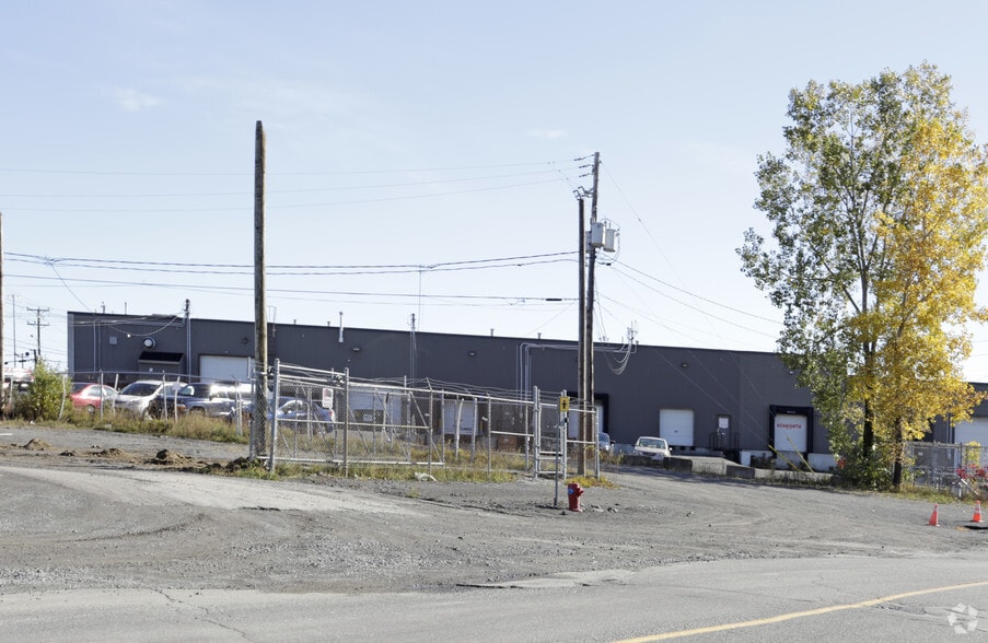 16 Rue John-F.-Kennedy, Saint-Jérôme, QC à vendre - Photo de l’immeuble – Image 2 sur 2