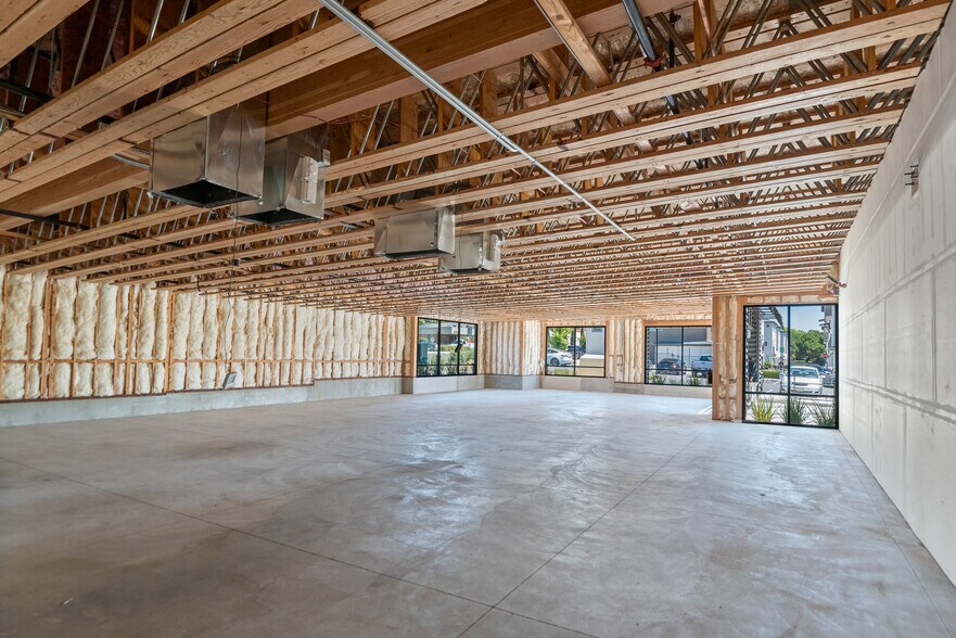 29705 Mission Blvd, Hayward, CA à louer - Photo de l’immeuble – Image 3 sur 14
