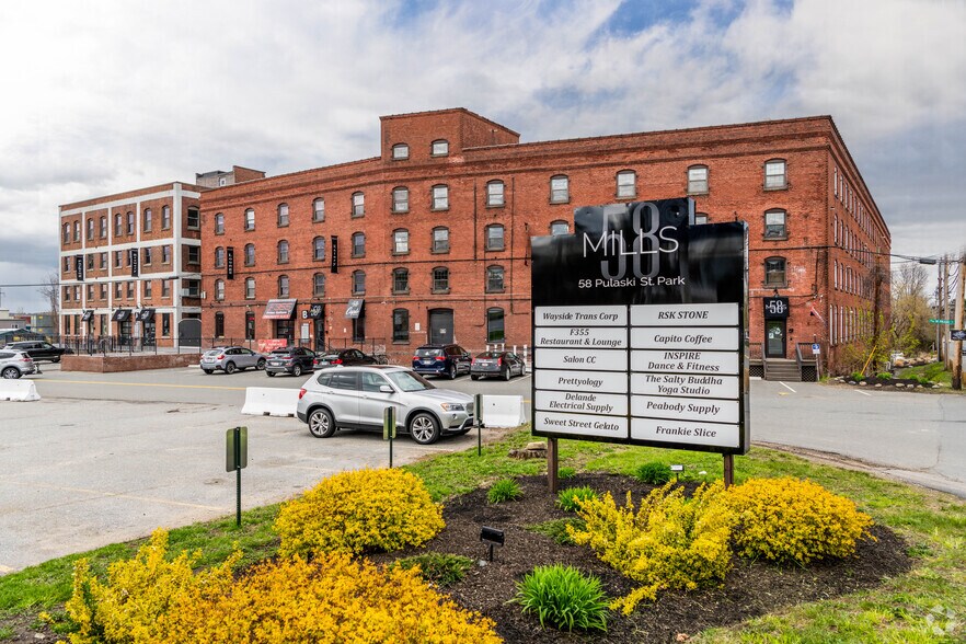 58 Pulaski St, Peabody, MA à louer - Photo de l’immeuble – Image 1 sur 26