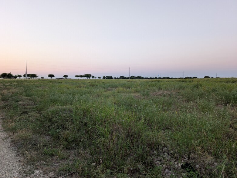 681 US-77, Hillsboro, TX à vendre - Photo principale – Image 1 sur 5