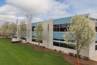 Plus de détails pour 2140 Oak Industrial Dr NE, Grand Rapids, MI - Industriel/Logistique à louer