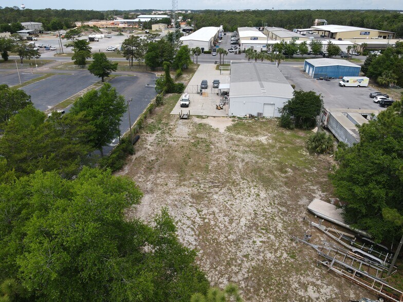 91 Ready Ave NW, Fort Walton Beach, FL à vendre - Photo de l’immeuble – Image 2 sur 5