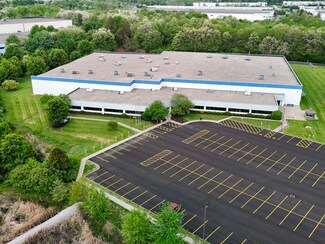 Plus de détails pour 1102 Aviation Blvd, Hebron, KY - Industriel/Logistique à vendre