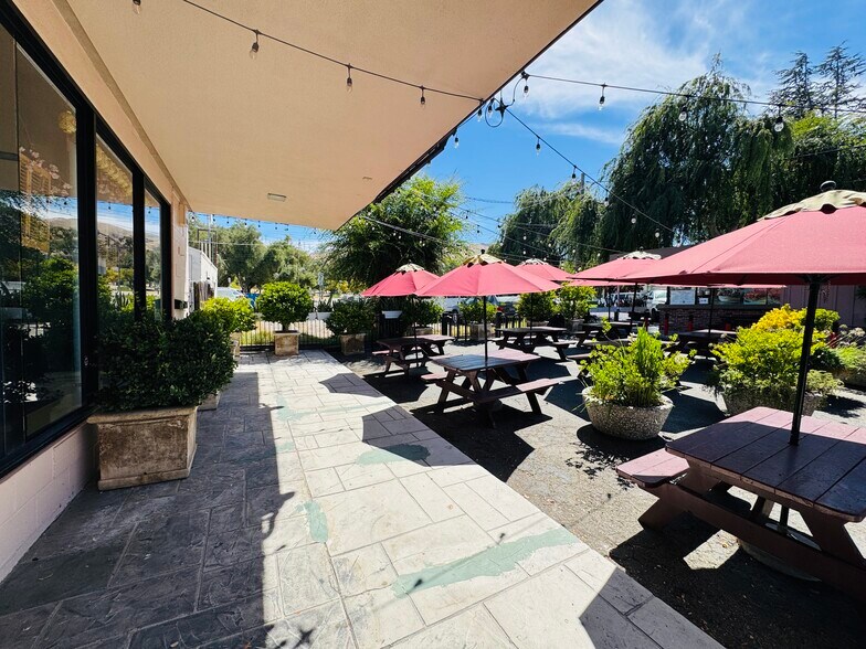 115 Anza St, Fremont, CA à louer - Photo intérieure – Image 2 sur 7