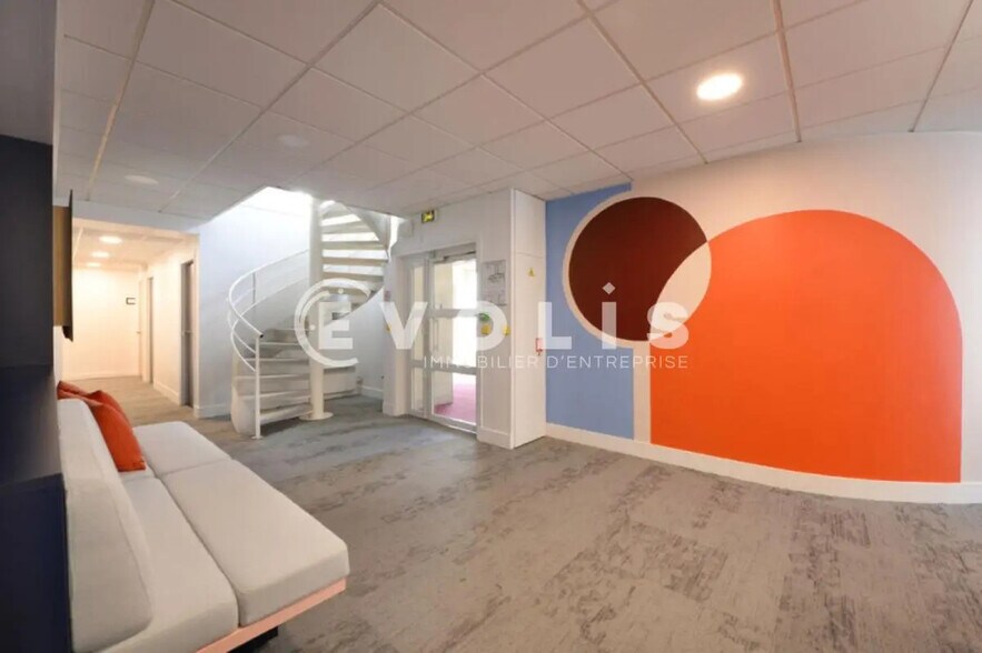 Bureau dans Paris à louer - Hall d’entrée – Image 2 sur 11