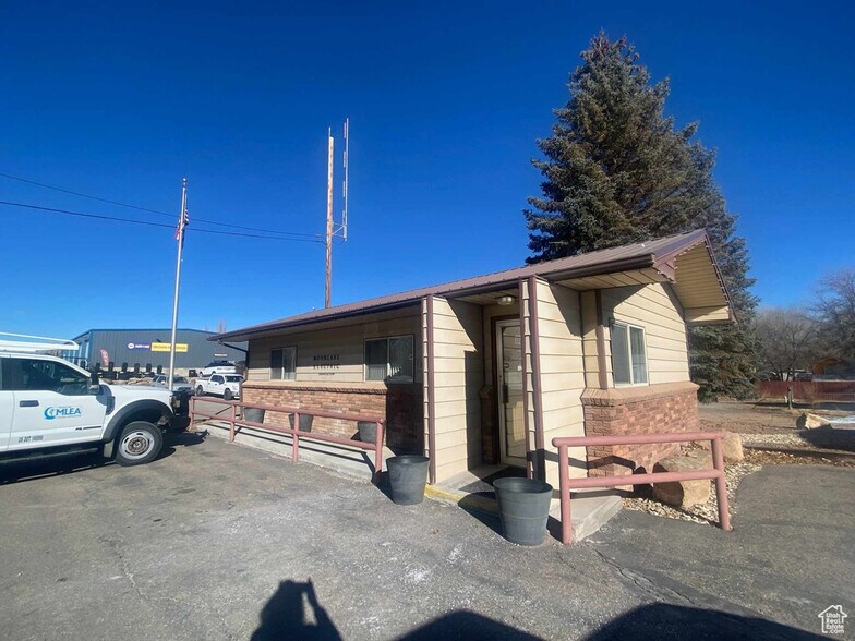 184 Center st, Duchesne, UT à vendre - Photo de l’immeuble – Image 3 sur 20