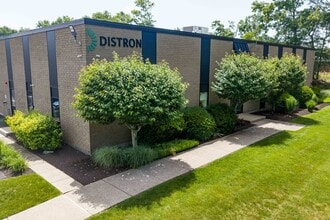87 John L Dietsch Sq, North Attleboro, MA à louer Autre– Image 1 sur 5