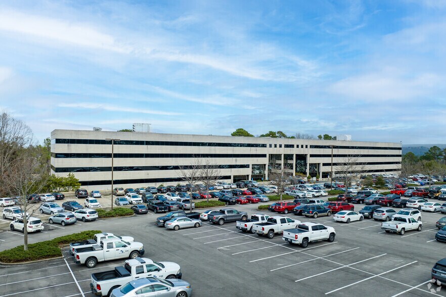 2 Perimeter Park S, Birmingham, AL à louer - Photo de l’immeuble – Image 2 sur 16