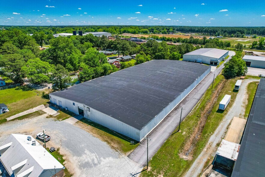1215 S Brightleaf Blvd, Smithfield, NC à louer - Aérien – Image 3 sur 21