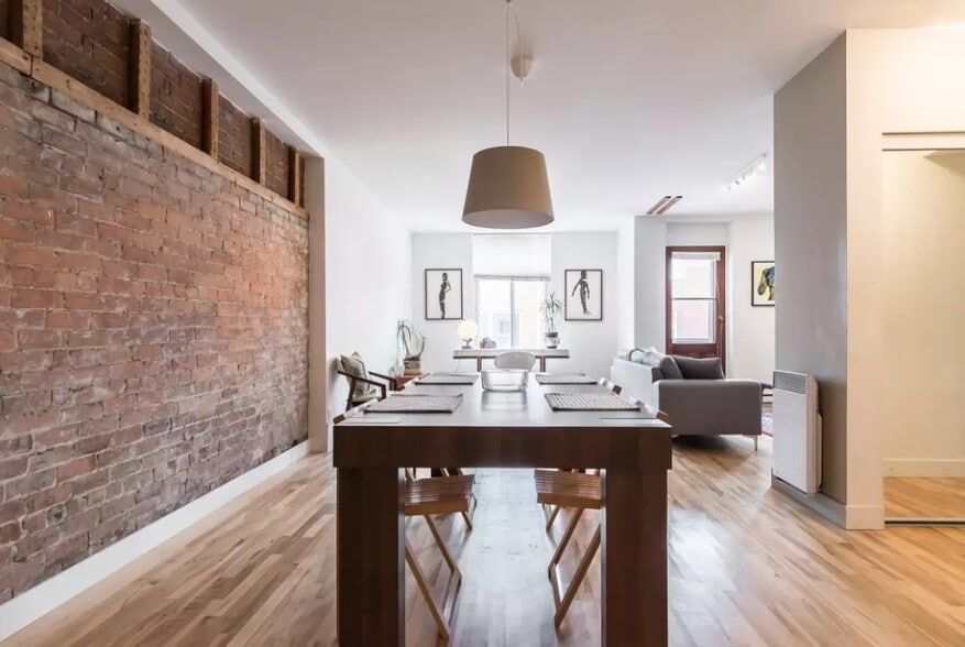 250 Av Des Pins E, Montréal, QC à vendre - Photo intérieure – Image 3 sur 15