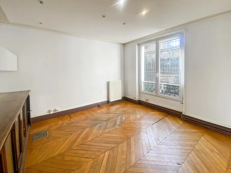 Bureau dans Paris à louer - Photo de l’immeuble – Image 2 sur 15