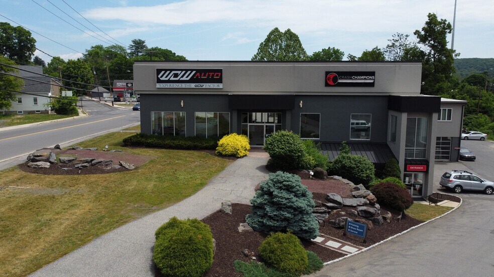 301 N 9th St, Stroudsburg, PA à louer - Photo de l’immeuble – Image 3 sur 19