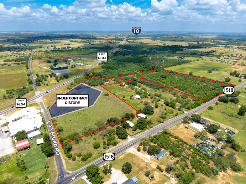 2717 E FM 1518 S, Saint Hedwig, TX à vendre - Photo de l’immeuble – Image 2 sur 7
