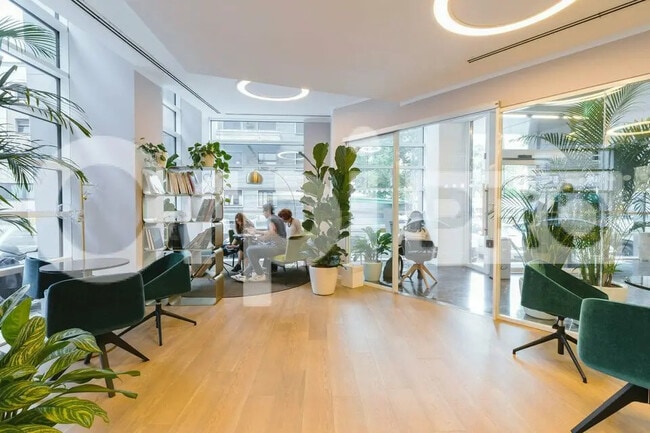 Plus de détails pour Bureau à louer