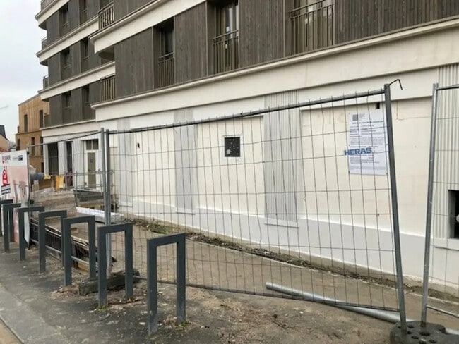 Plus de détails pour Local commercial à louer