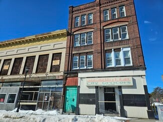 Plus de détails pour 445-447 High St, Holyoke, MA - Local commercial à vendre