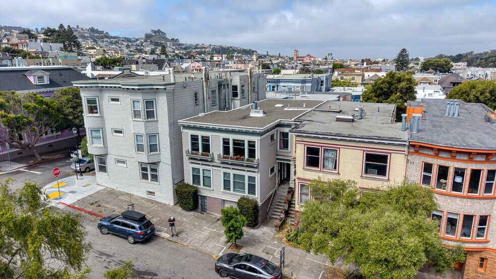 1243 2nd Ave, San Francisco, CA à vendre - Photo de l’immeuble – Image 2 sur 15