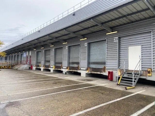 Avenue Bernard Vos, Mions à louer Photo de l’immeuble– Image 1 sur 10