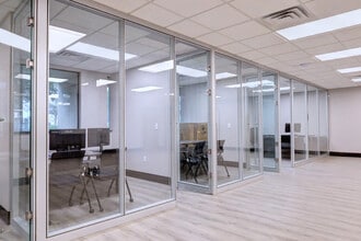 861 Corporate Dr, Lexington, KY à louer Photo intérieure– Image 2 sur 4