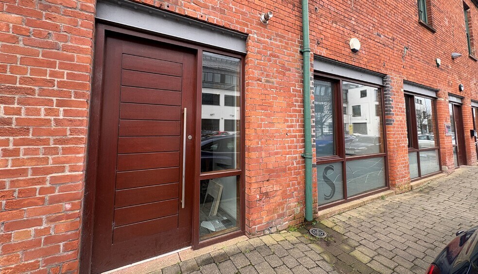 4-14 Cromac Quay, Belfast à louer - Photo de l’immeuble – Image 1 sur 5