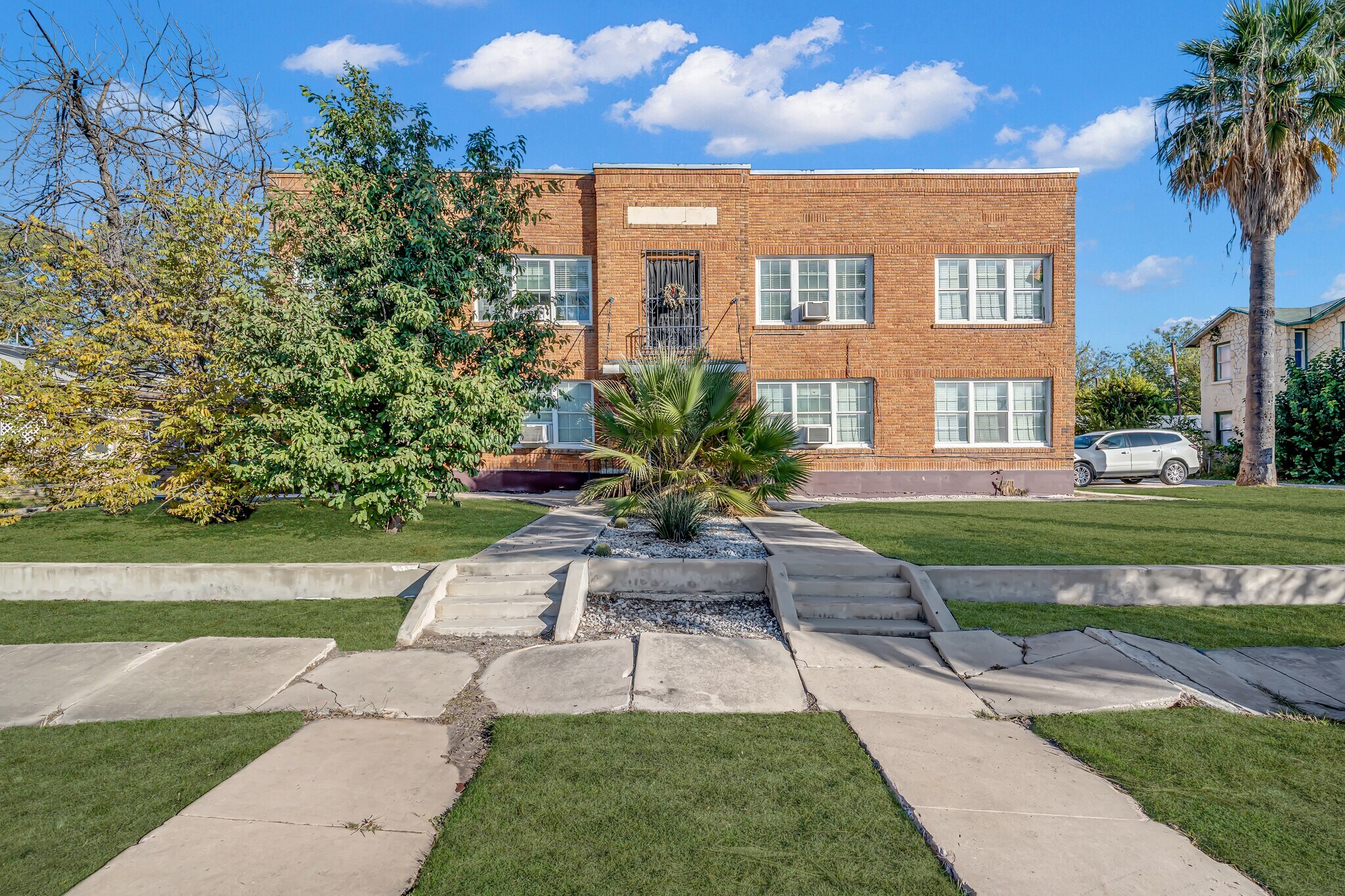 1409 W Woodlawn Ave, San Antonio, TX à vendre Photo principale– Image 1 sur 22