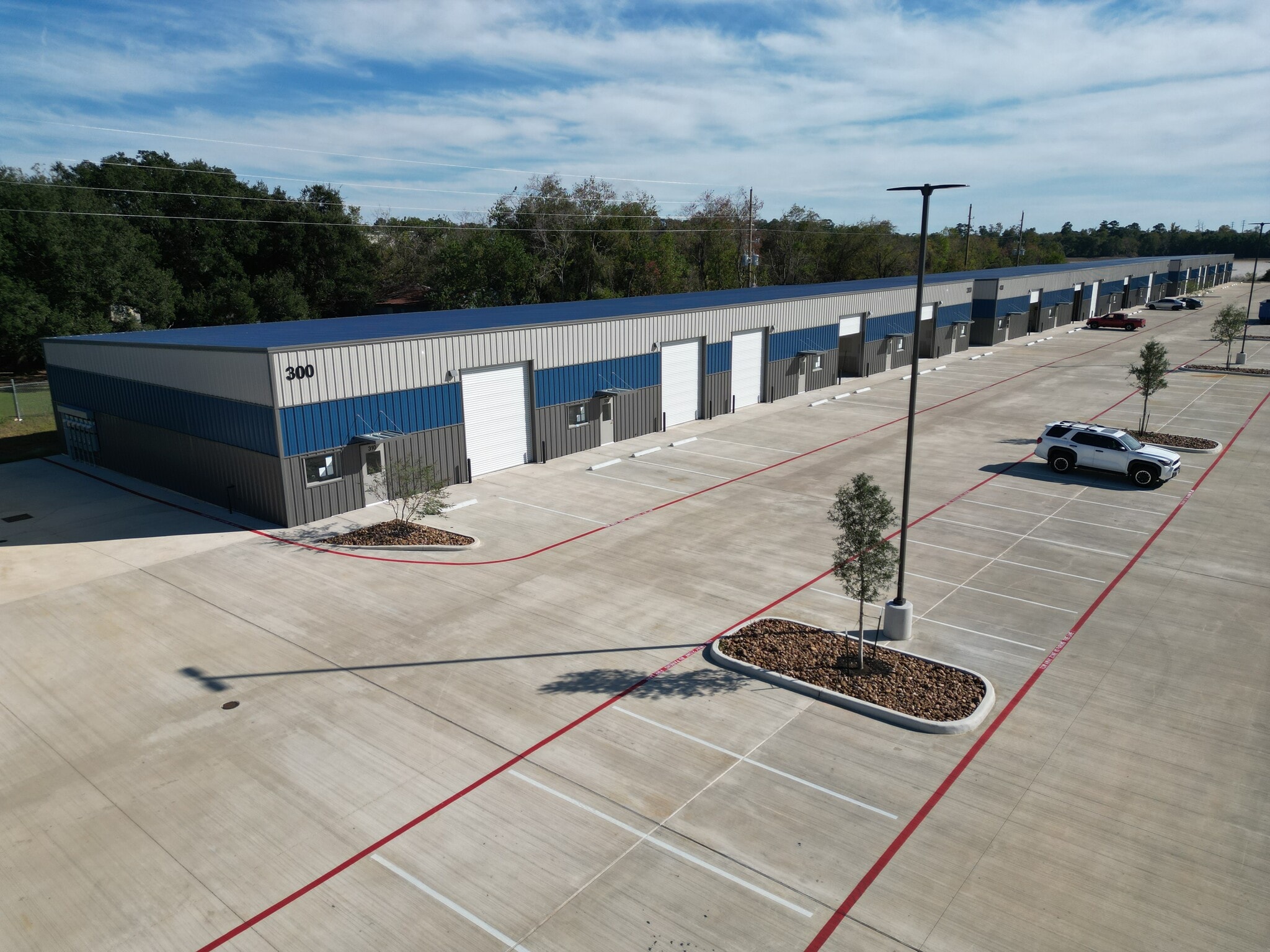 11701 Holderrieth Rd, Tomball, TX à louer Photo de l’immeuble– Image 1 sur 1