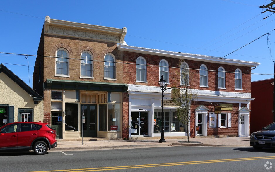 201-207 W Main St, Louisa, VA à louer - Photo de l’immeuble – Image 2 sur 4