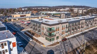 Plus de détails pour 627 Emma ave, Springdale, AR - Bureau/Local commercial à louer