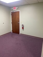 6900 S Orange Blossom Trl, Orlando, FL à louer Photo intérieure– Image 2 sur 18