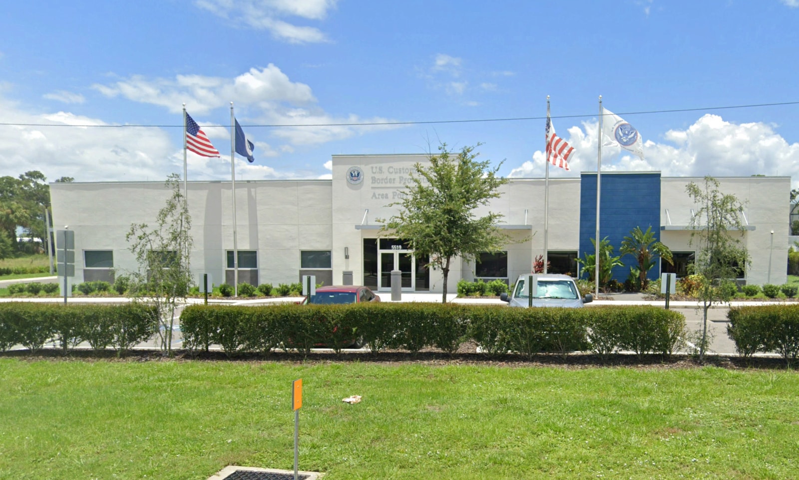 5519-5525 W Hillsborough Ave, Tampa, FL à vendre Photo de l’immeuble– Image 1 sur 5