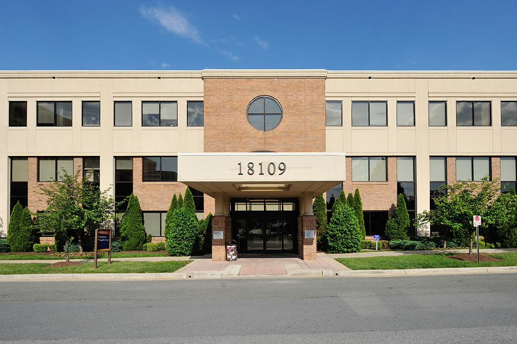 18101 Prince Phillip Dr, Olney, MD à louer Photo de l’immeuble– Image 1 sur 10