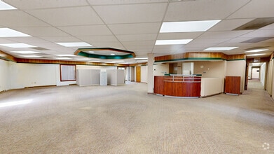 4999 Northcutt Pl, Dayton, OH à louer Numérisation 3D Matterport– Image 1 sur 11