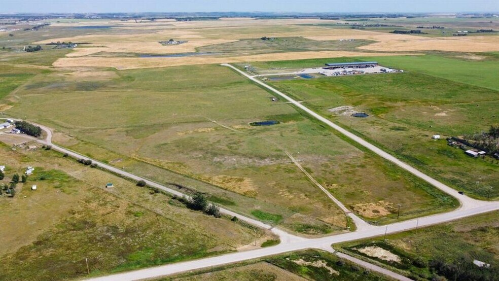 241 Rge Rd 261, Wheatland County, AB à vendre - Aérien – Image 2 sur 7