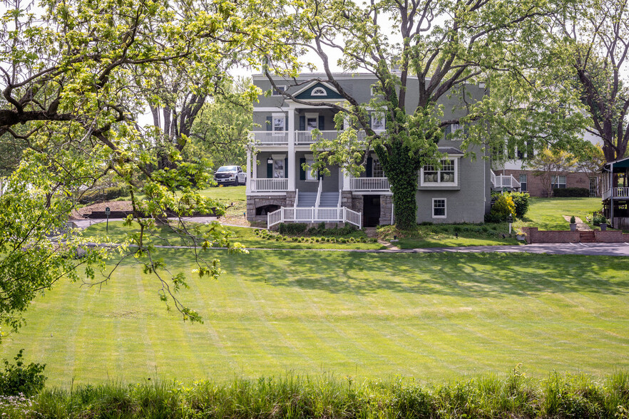 491 Garbers Church Rd, Harrisonburg, VA à vendre - Photo de l’immeuble – Image 1 sur 37