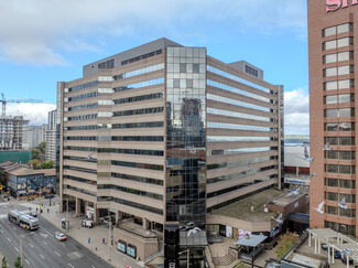 Plus de détails pour 120 King St W, Hamilton, ON - Local commercial à louer