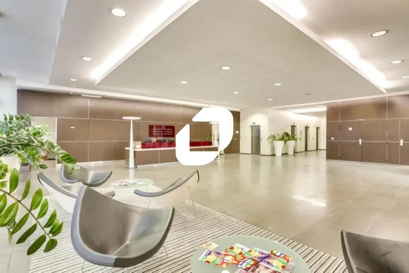 Bureau dans Ivry-sur-Seine à vendre - Hall d’entrée – Image 2 sur 37