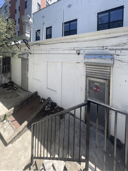 13-23 N Harrison st, East Orange, NJ à louer - Photo de l’immeuble – Image 3 sur 6