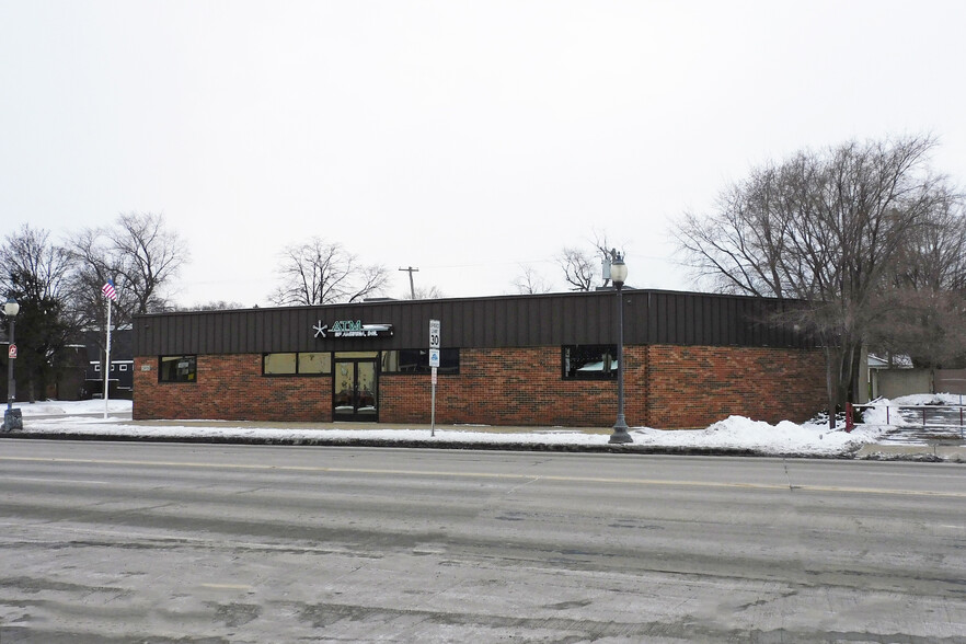 24911 John R Rd, Hazel Park, MI à vendre - Photo de l’immeuble – Image 2 sur 2